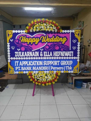 Papan Bunga di Waru Bantarkawung